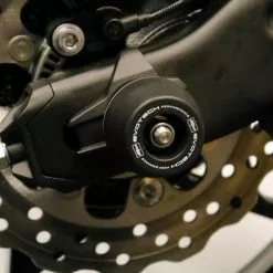 KAWASAKI Z650 Rear Spindle Bobbins 2017 Onwards By Evotech Performance